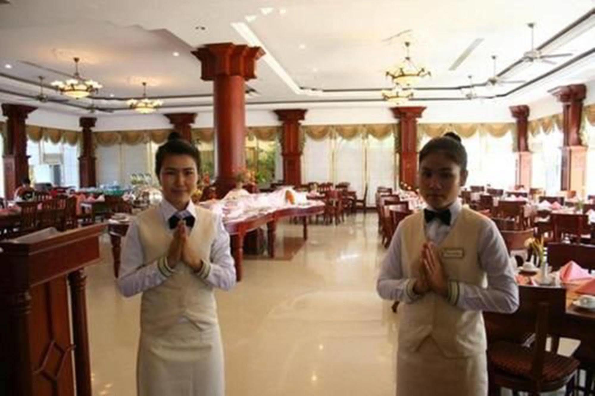 Princess Angkor Hotel Siem Reap Buitenkant foto